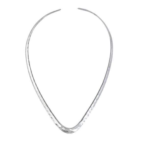 Vintage 32.8 Gram Sterling Silver 925 Hammered V Shape Collar Necklace 17" - Picture 2 of 5
